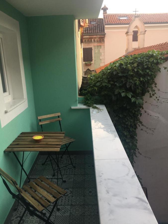 Apartmaji Sara, Izola - Isola Exterior foto